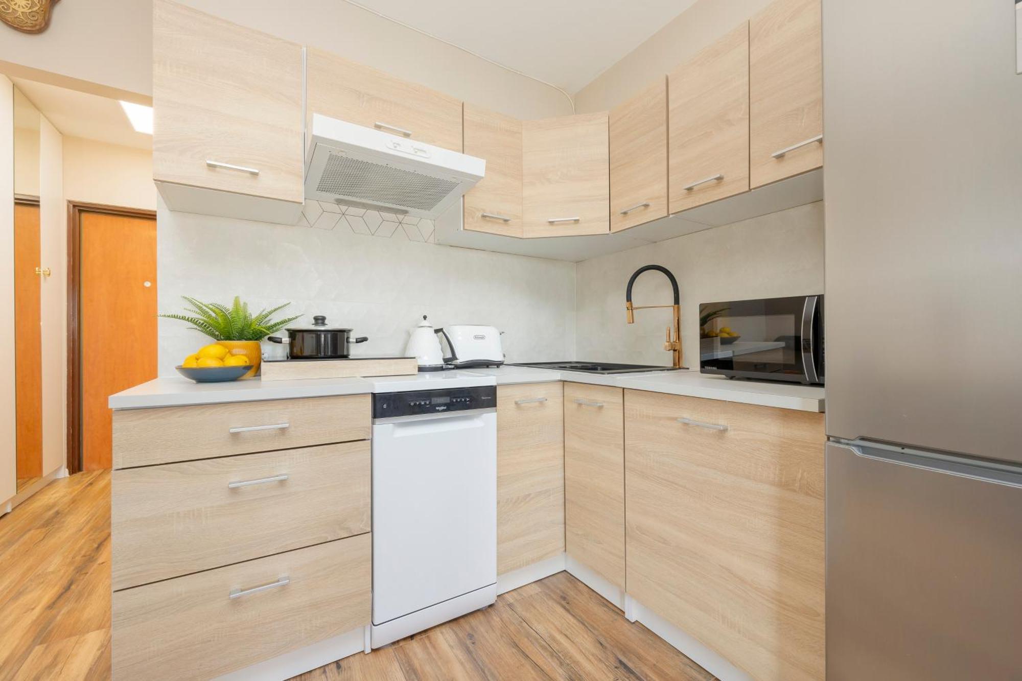 Zoliborz Modern Apartment 8Th Floor By Noclegi Renters Warsaw Exterior photo